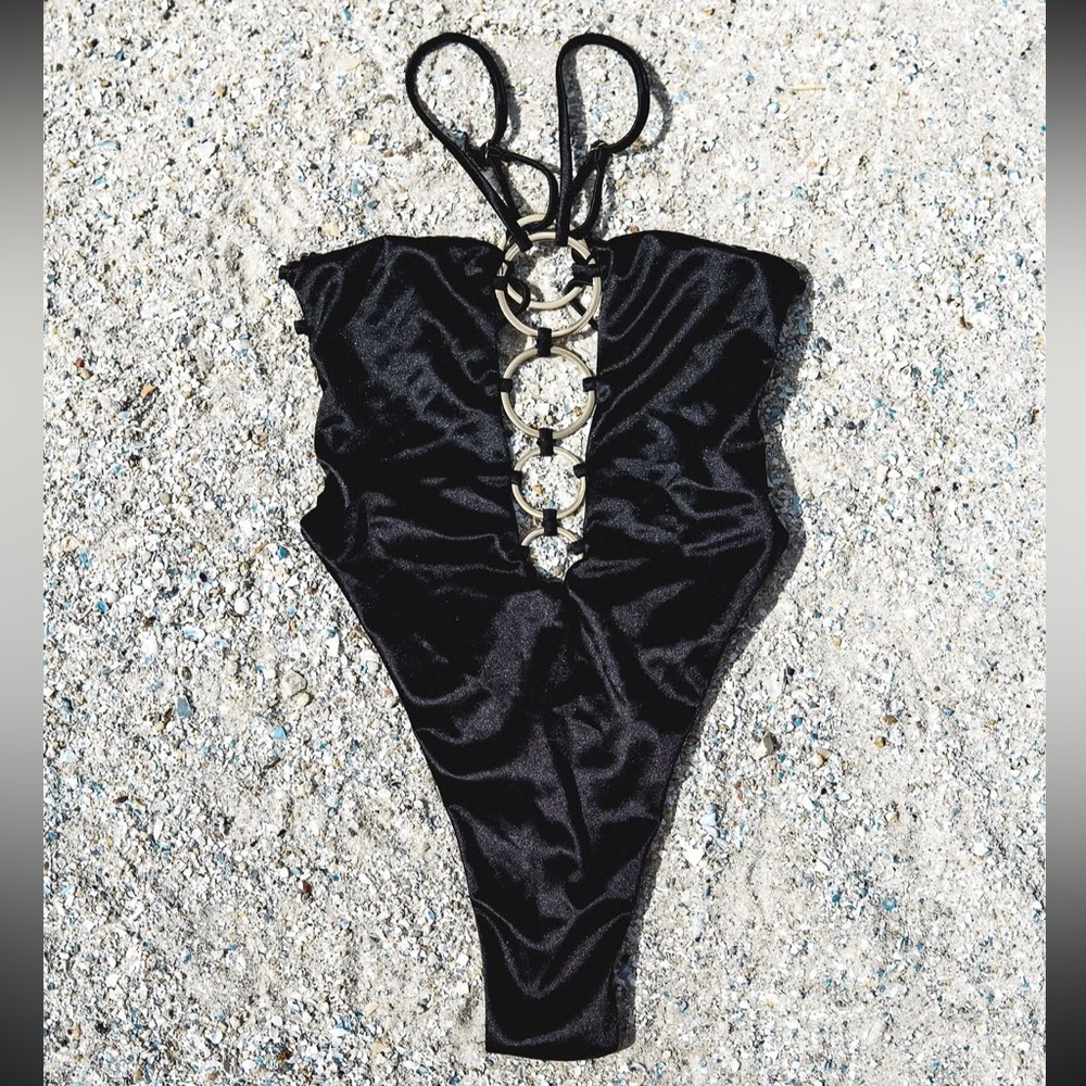 Leopard print reversible monokini